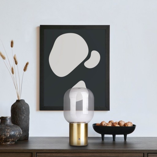 Akku-Tischleuchte "ALBERO" Deko-Tischleuchte aus messingfarbenem Metall und Glas mit fest verbauten LEDs, dimmbar mit Berührungssensor, 25 cm hoch