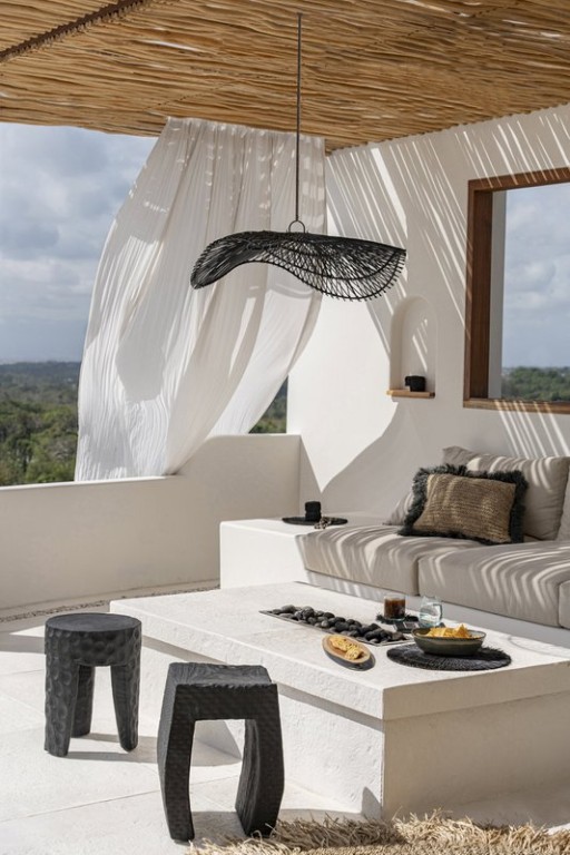 The Paramo Stool - Black