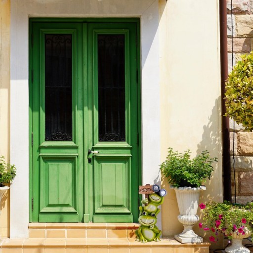 LED Solarleuchte "Frosch" für Terrasse und Garten, aus grünem Kunststoff mit fest verbauten LEDs, Deko Lampe für Außen ca. 45 cm hoch