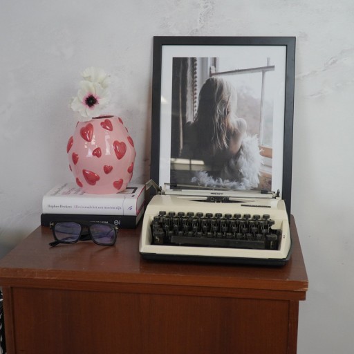 VASE -FLOWER VASE HARTEN - DOLOMITE - Pink/rood - 16x16x17,5 cm