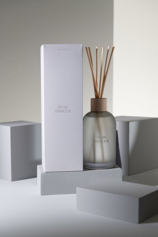 J -Linie Geurolia essential agreements - obscure musk - blauw - 250 ml