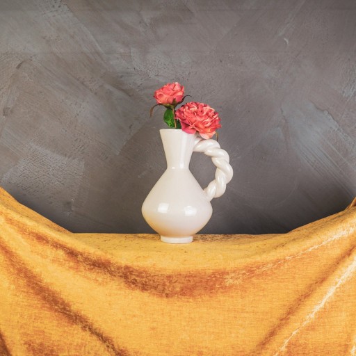 Vaas - Twisted Handle - Dolomite - Sand - 17,5x13.5x22cm