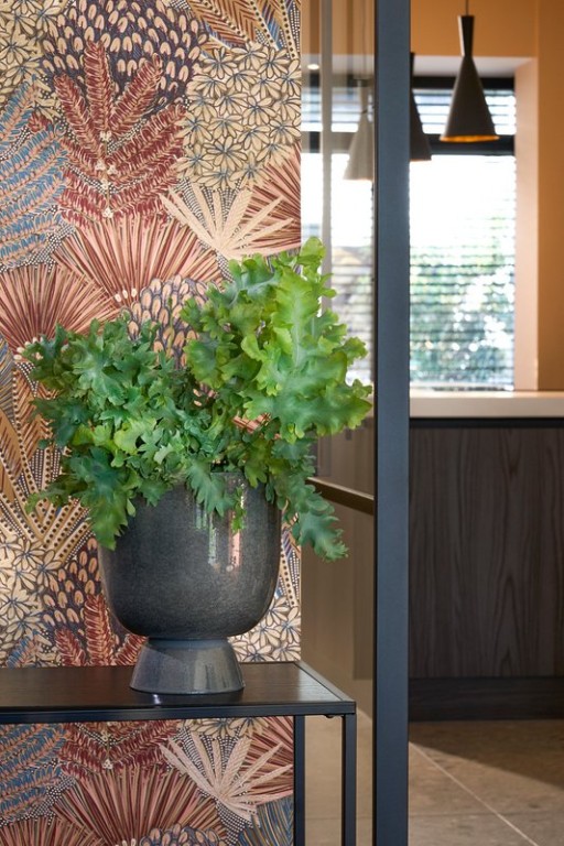 James flowerpot on standard - H22 x Ø19 cm - Metal - Gray