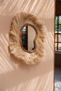 The La Principessa Mirror - Natural - L
