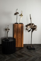 Yobie Zwaan Beeld | Goud Aluminium | Zwarte Basis 51 cm