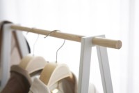 Yamazaki Tower Kledingrek 2.0 | Wit Met Onderplank 47x140x52 cm