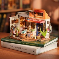 Robotime, DIY Huisje Corner Bookstore met LED verlichting, DG164, 25x16,7x18cm