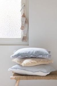 J-Line cushion Fringe - cotton/velvet - beige