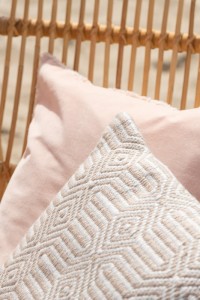 J-Line cushion Ibiza - polyester - natural/white