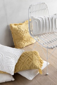 J-Line cushion Fringes - cotton - mustard