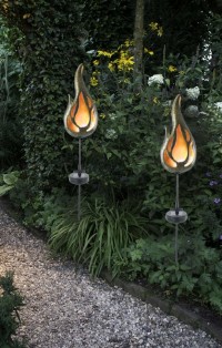 LED-Solar Erdspieß "FLAMME" Außen Erdspieß aus bronzefarbenem Metall und Kunststoff, mit integrierter LED