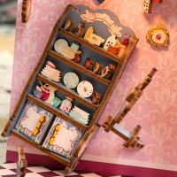 DIY Book Nook Bookend Alice in Wonderland, Tone-Cheer, TQ128, 18x8x24.5cm