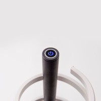 LED staande lamp "Belleza", moderne vloerlamp gemaakt van metaal en plastic in zwart en wit, met stevig ingebouwde LED's, 140 hoog, verlichting voor woonkamer, eetkamer, slaapkamer of kantoor.