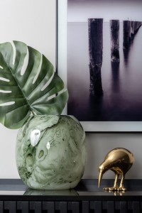 Statue Kiwi Bird