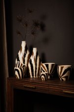 Evelin Dark Brown Round Ceramic Pot With Lines L